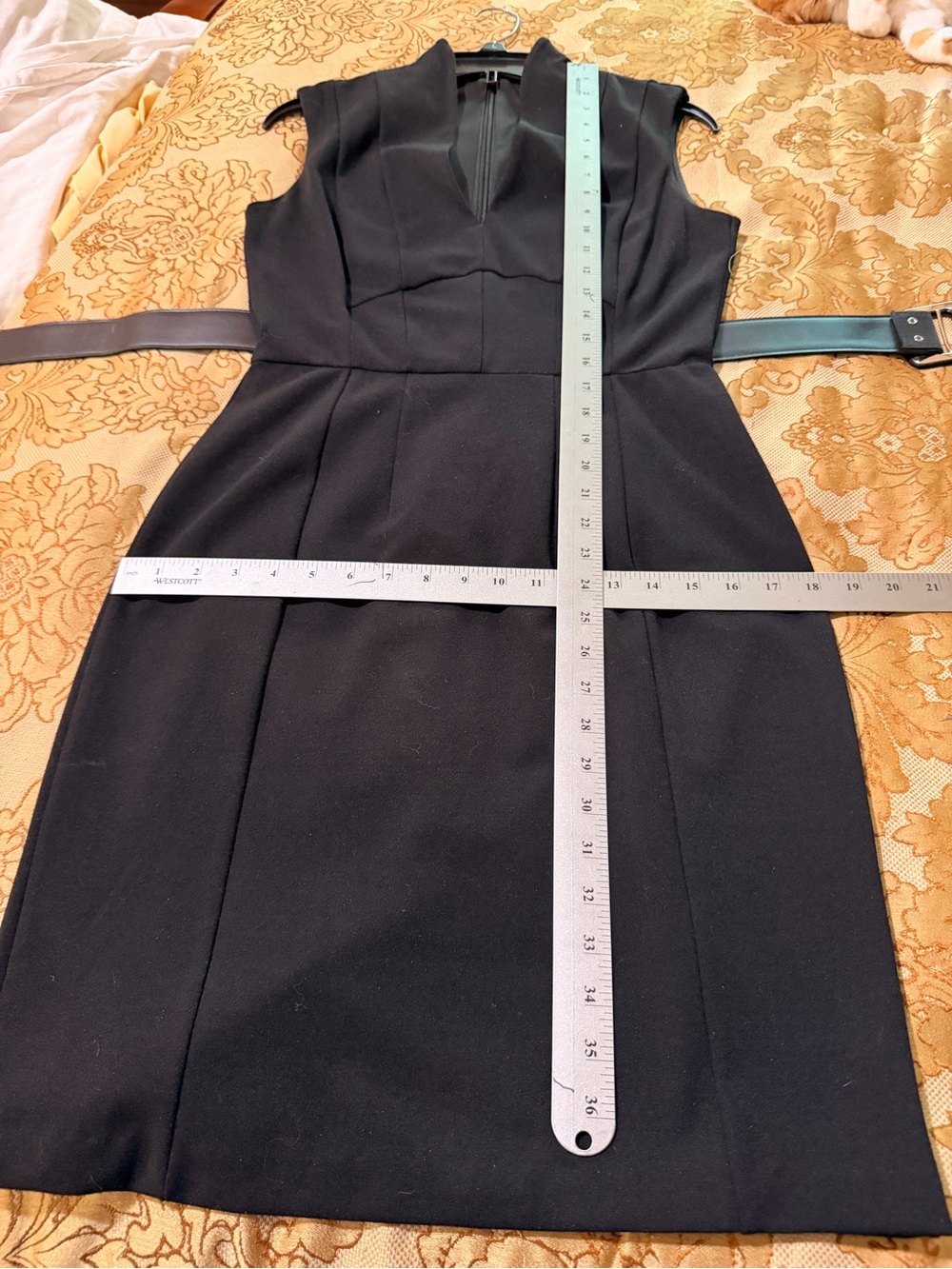 White House Black Market Black V-Neck Sleeveless Midi Dress with Wide Belt, Sz 6 - Picture 12 of 12